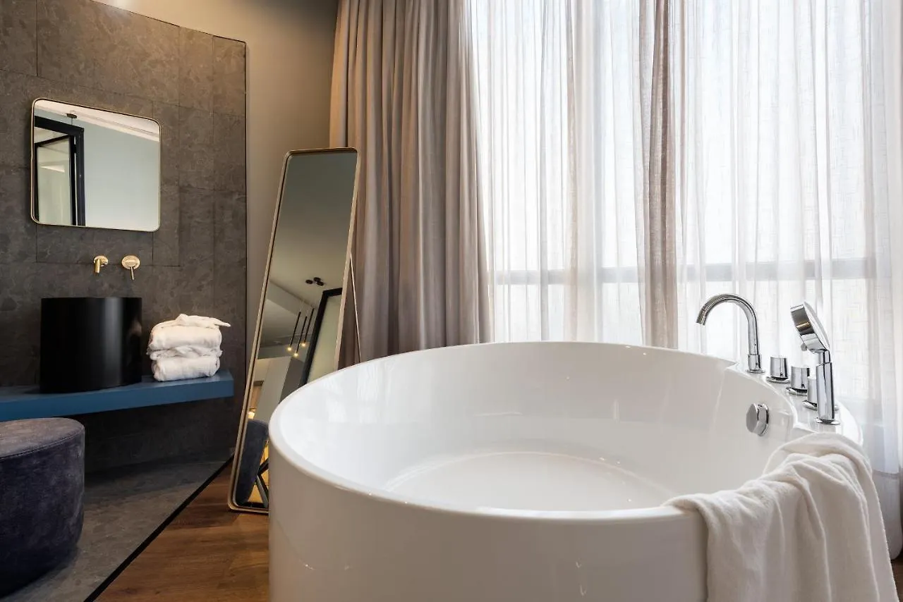 Muralla Sevilla Suites By Lola Apartment