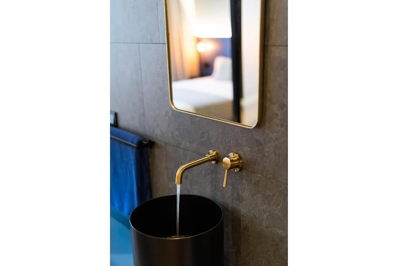 Muralla Sevilla Suites By Lola Apartment