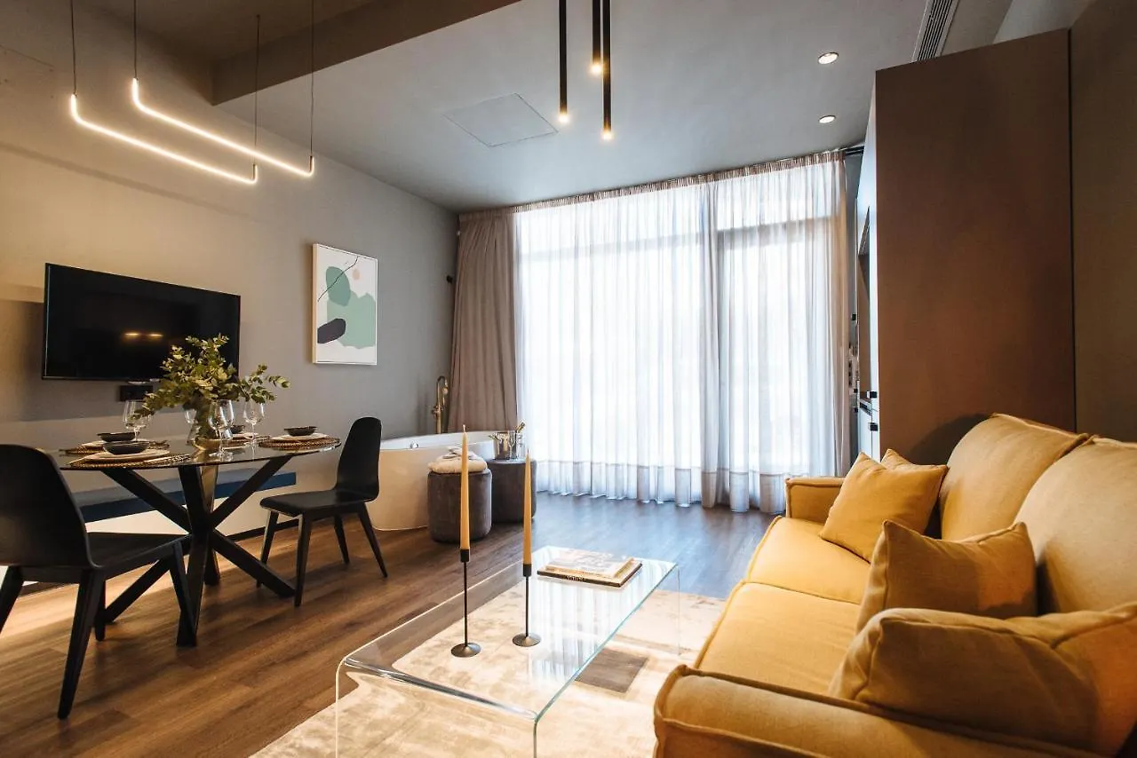 Muralla Sevilla Suites By Lola 0*,  Spanien