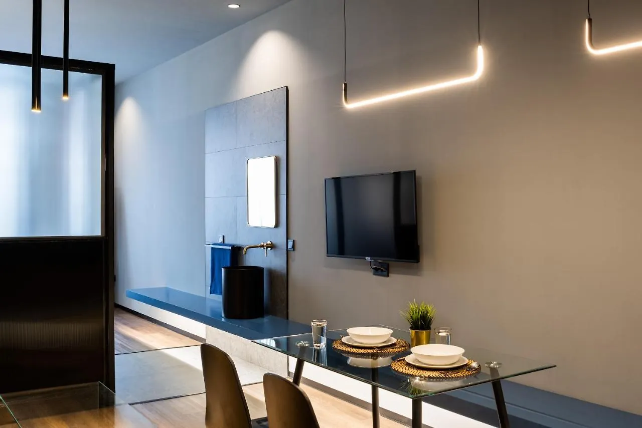 Muralla Sevilla Suites By Lola 0*,  España